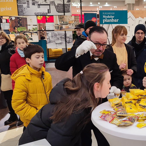 01.02.2025 Butler walkacts bei Segmüller 100 Jahrsfeier  Spaßmacher mit Niveau