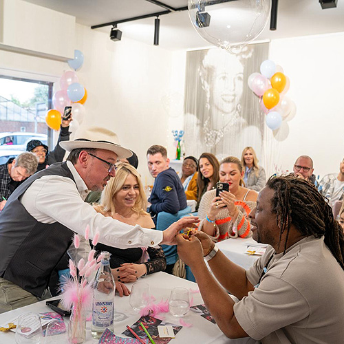Tischzauber auf der Gender Reveal Party in der Schmeckerei